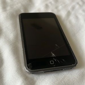 (FOR PARTS) iPod Touch 1st Gen 8 GB iPod iPod touch Apple